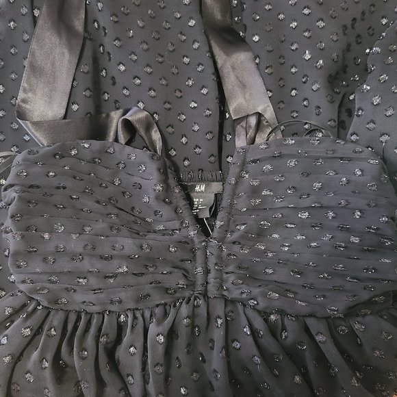 NWT Sexy Black Split Bust Swiss Dot H&M High Low Midi Tiered Halter Dress - Picture 5 of 10